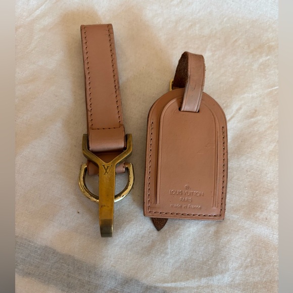Authentic Louis Vuitton vintage id tag set - Picture 1 of 2